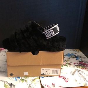 Black Sandals UGGS
